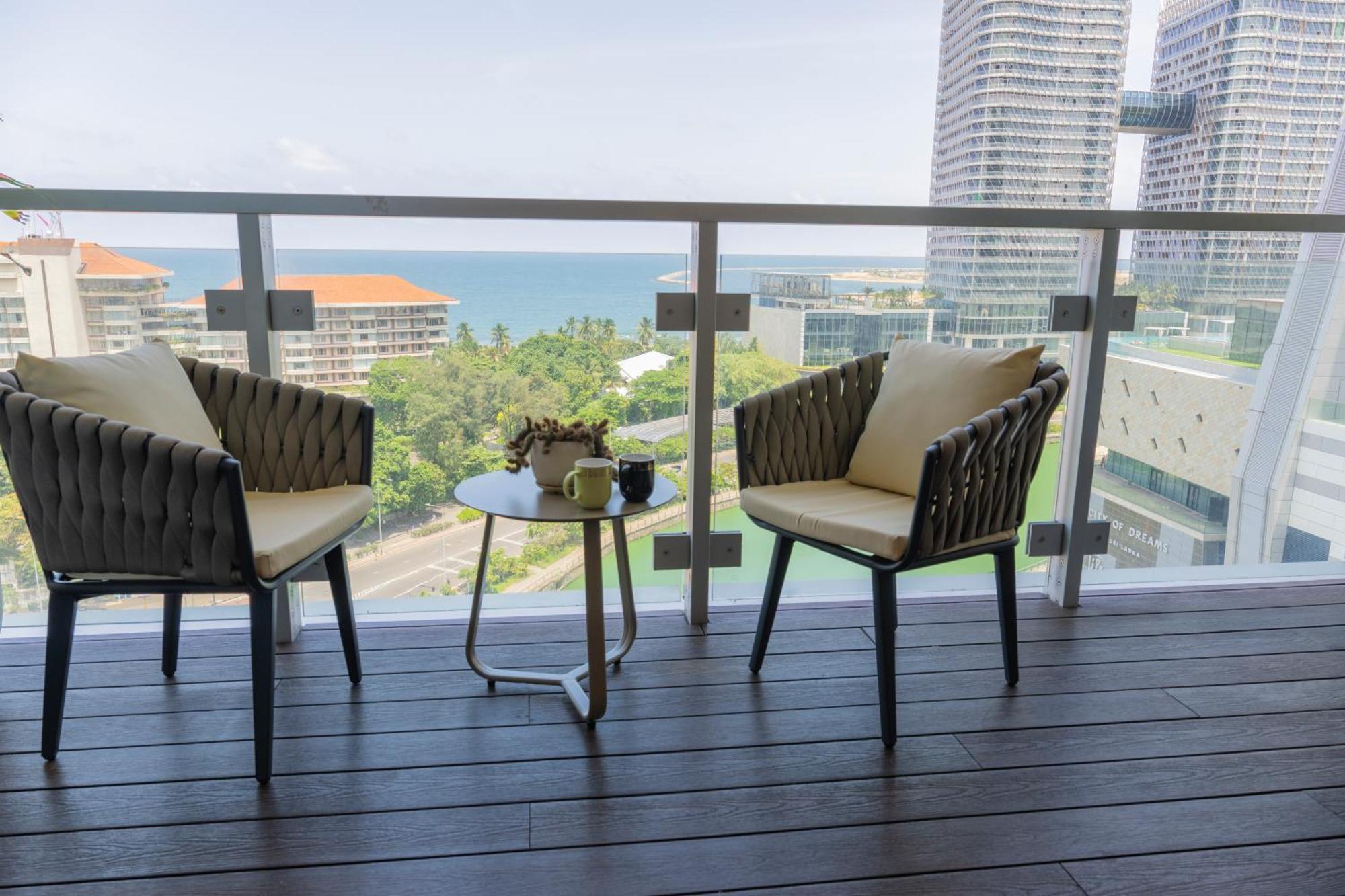 Sofia'S Luxury Seaview Central Colombo Apartment Exterior photo